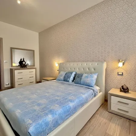 Con Vasca Idromassaggio トリノ