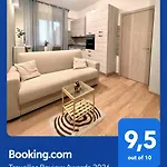 Incantevole Con Vasca Idromassaggio & Parcheggio Sorvegliato Apartament *